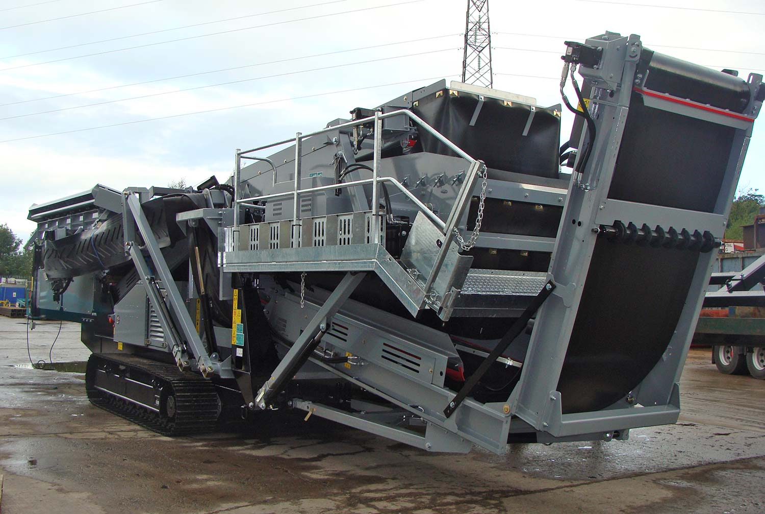 MHM TWS Terex Washing Systems mobile washing screener wet screen