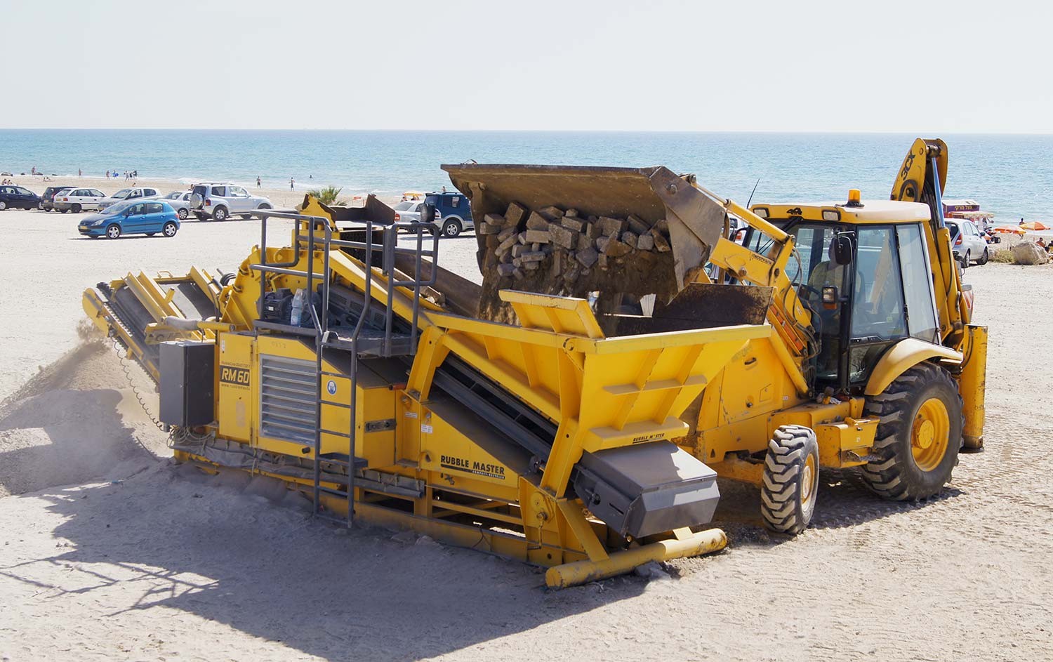 MHM RM Rubble Master compact mobile crusher RM60