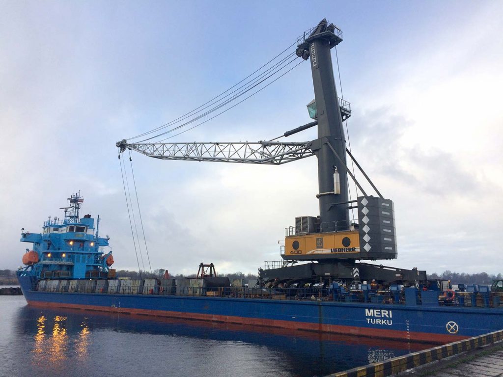 MHM used MHC mobile harbor crane Liebherr LHM400