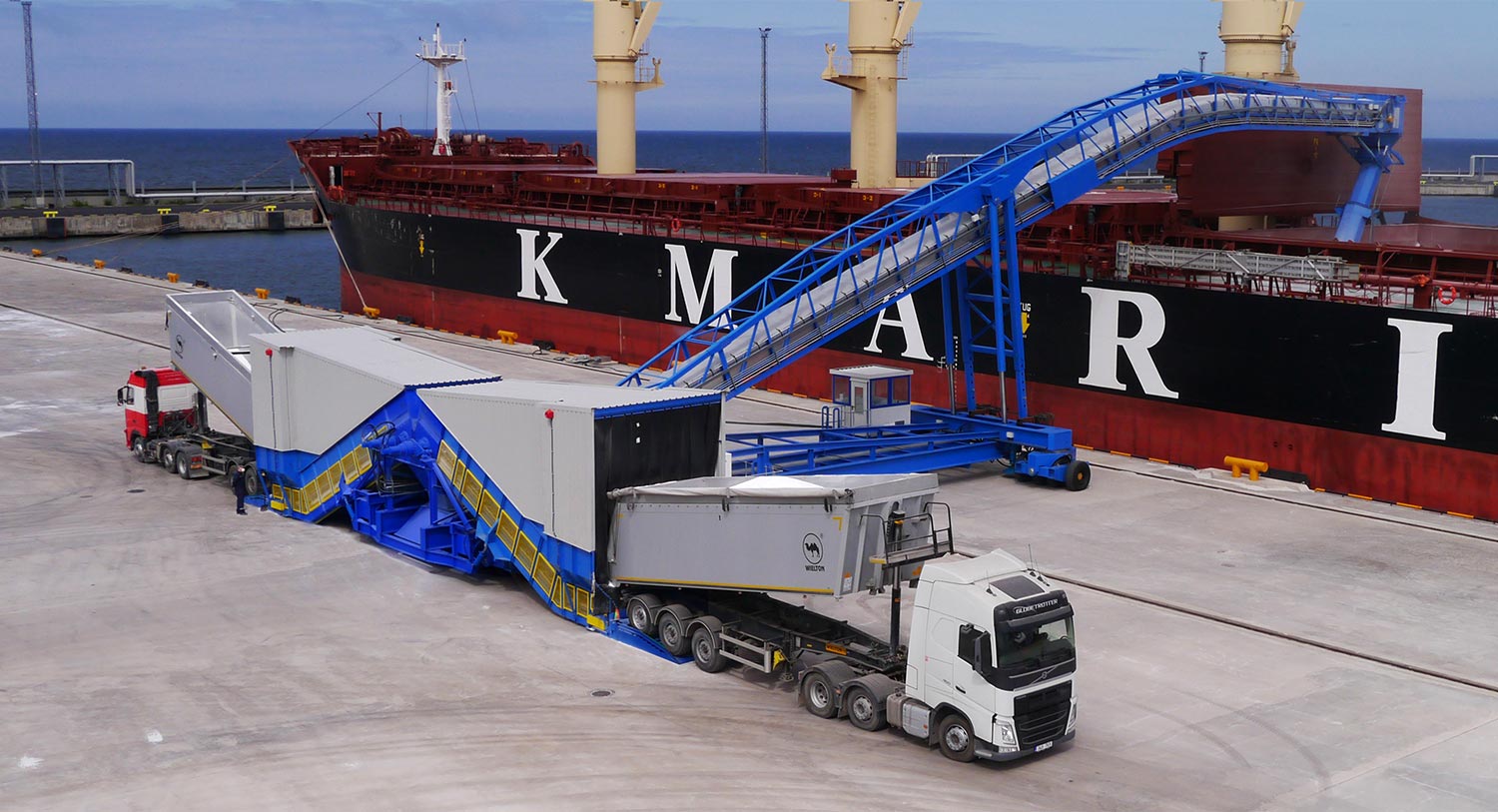SAMSON bulk material handling fertilizer shiploader