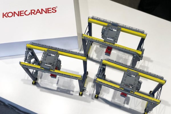 Crane mini model